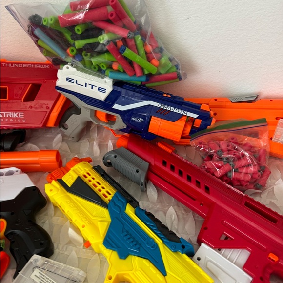 Nerf collection for kids excellent condition more than 23 charges and bullets - Picture 8 of 12
